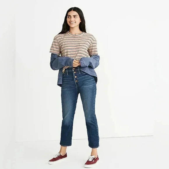 The Perfect Vintage Jean in Clearview Wash: Button-Front Comfort Stretch Edition - Picture 1 of 15